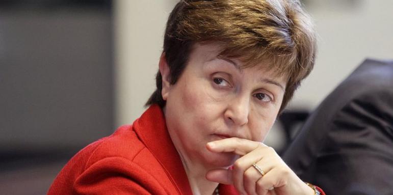 Какво ни очаква? Страшна прогноза на МВФ